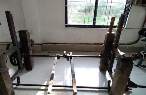 Wood stands of hand loom