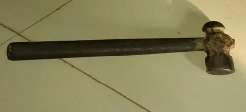 búa