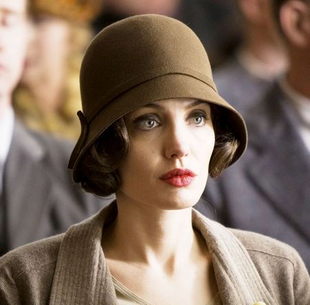 angelina jolie wearing Cloche hat