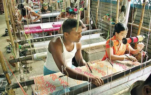 weaving process of Jamdani